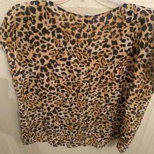 Leopard print top